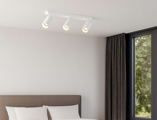 Moderne opbouwspot triple 450mm